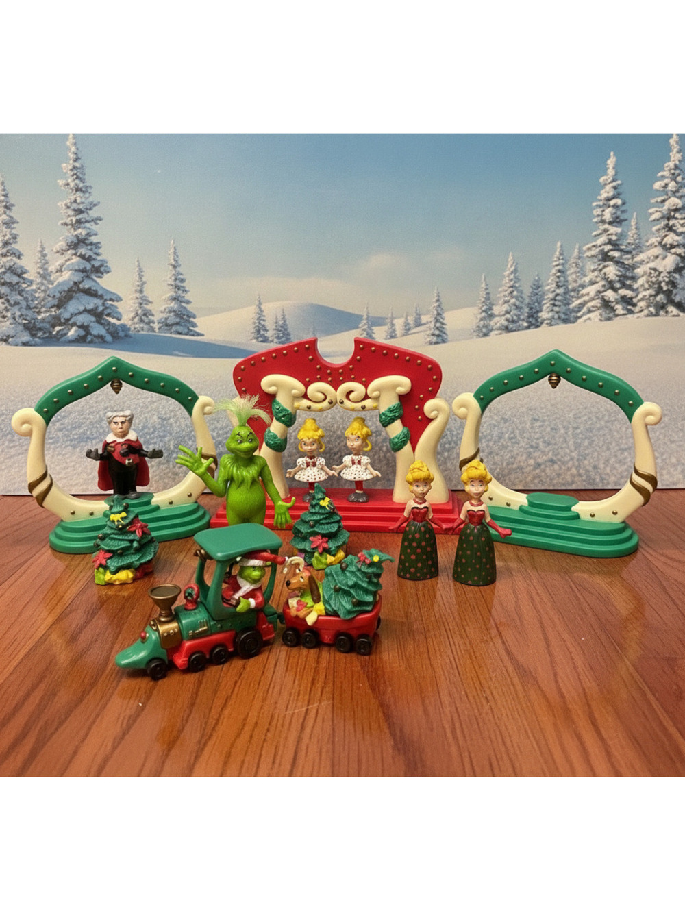 Vtg 2000 Grinch Whoville Diecast Playset 100% Complete Mega Lot W Extras Train